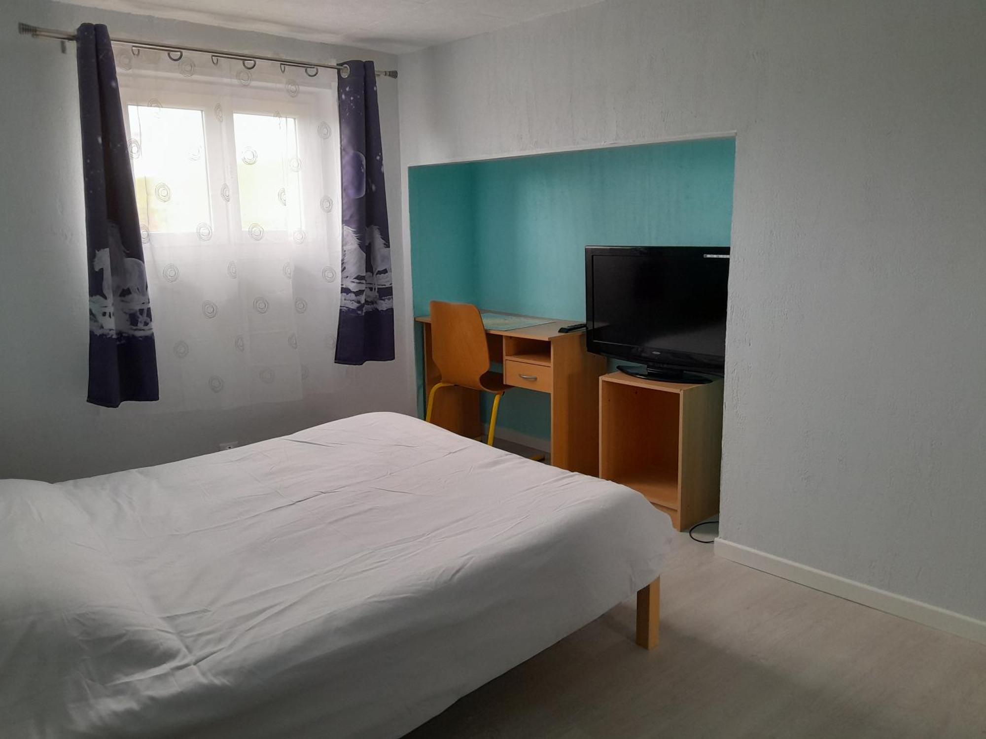 Chambres D Hotes Au P'Tit Bonheur Campagnard Jarnosse Ngoại thất bức ảnh